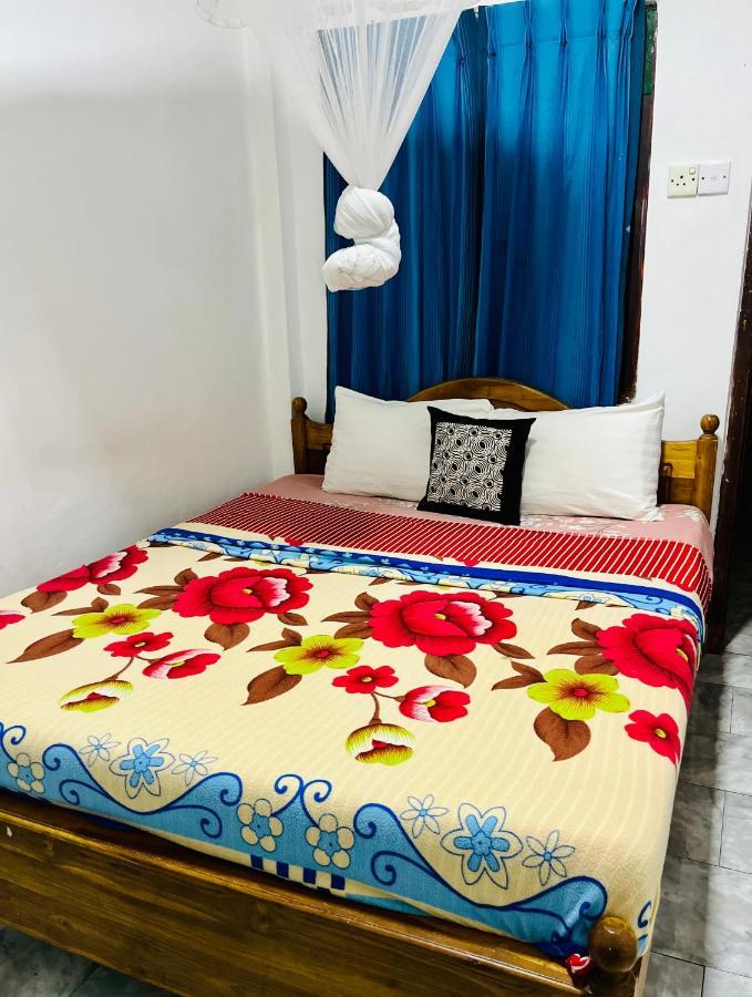 Grand Adamspeak Hotell Nallathanniya Exteriör bild