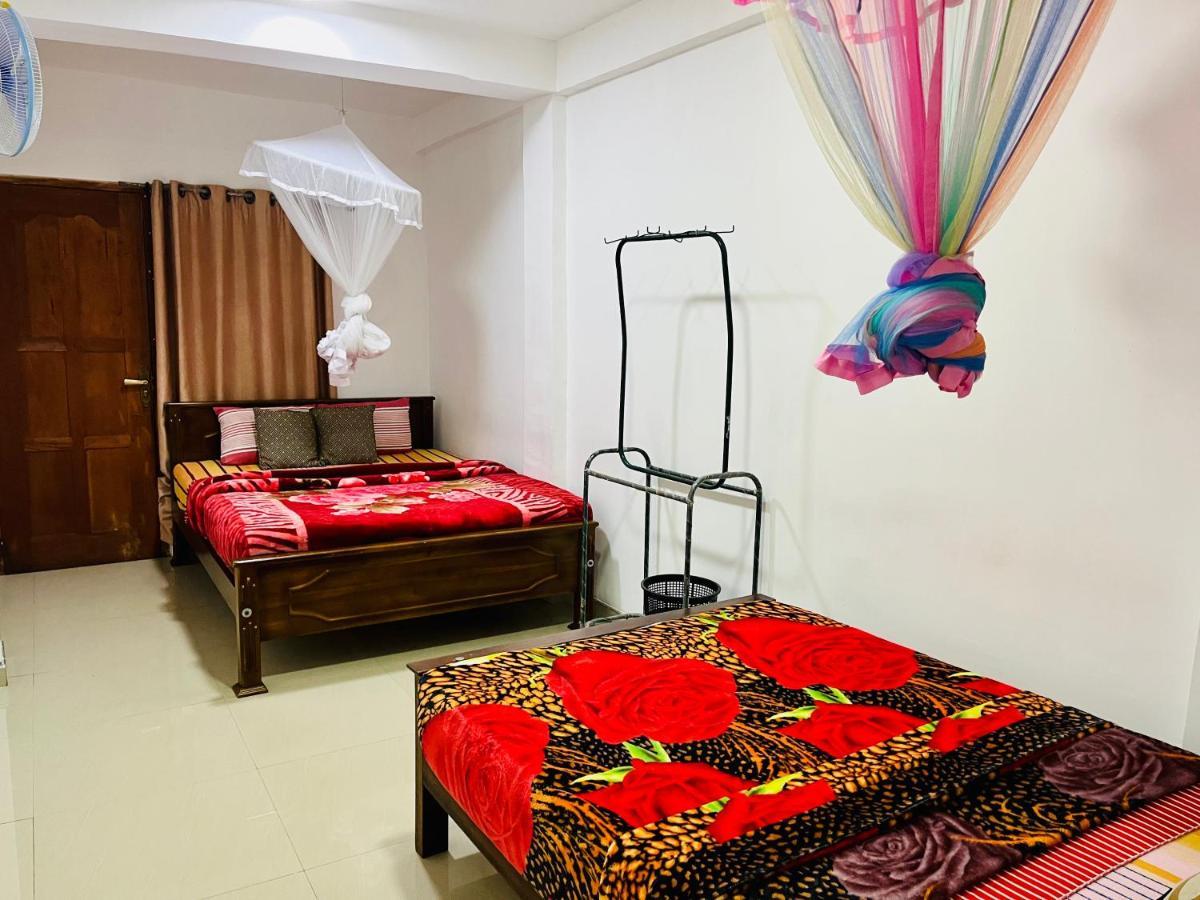 Grand Adamspeak Hotell Nallathanniya Exteriör bild