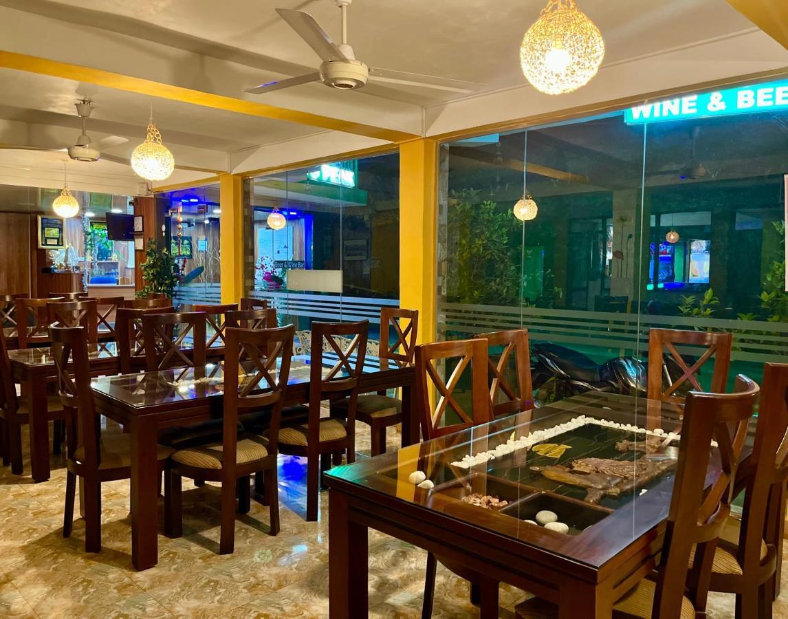 Grand Adamspeak Hotell Nallathanniya Exteriör bild