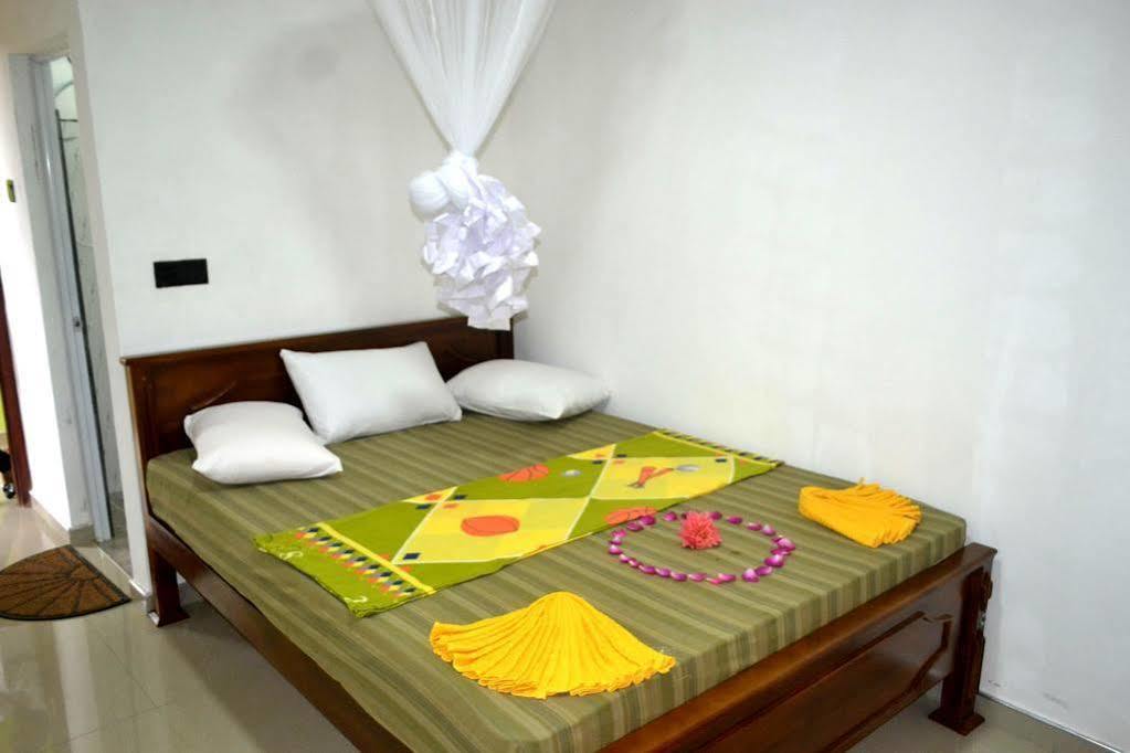 Grand Adamspeak Hotell Nallathanniya Exteriör bild